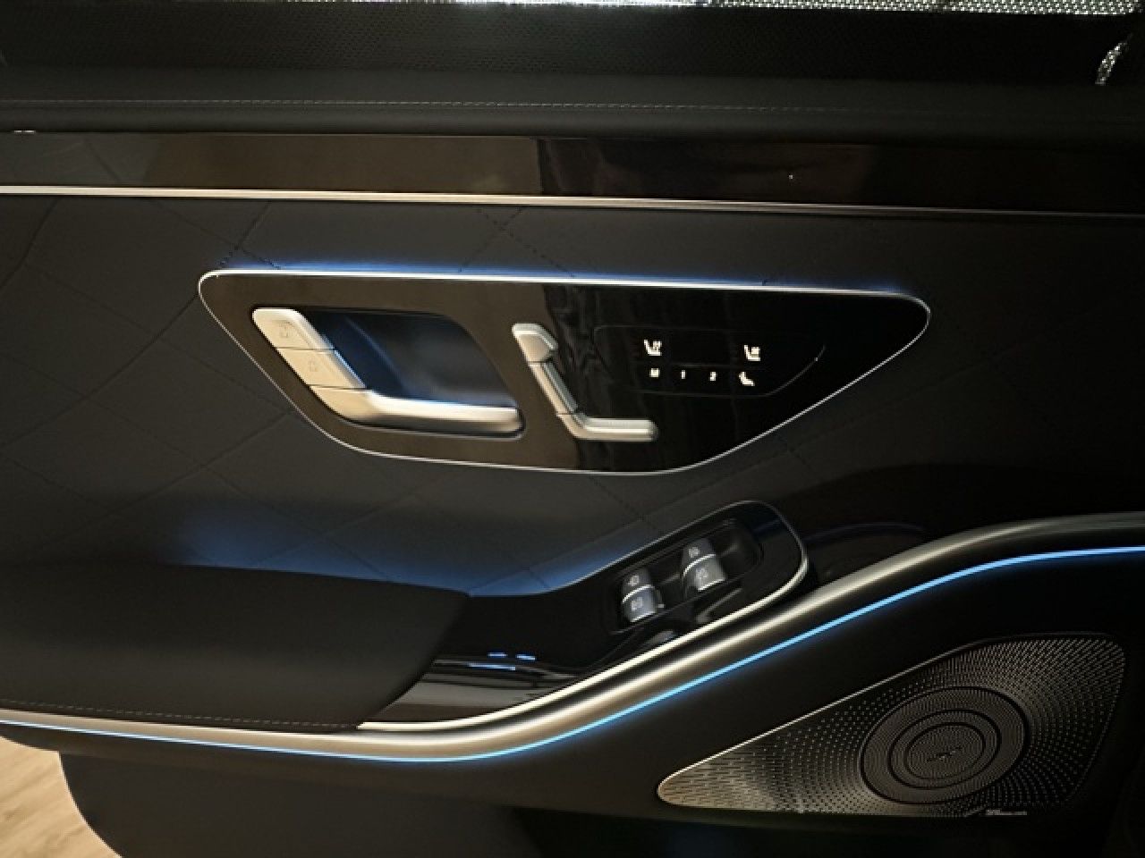 Mercedes-Benz S-Klasse – Bild 16