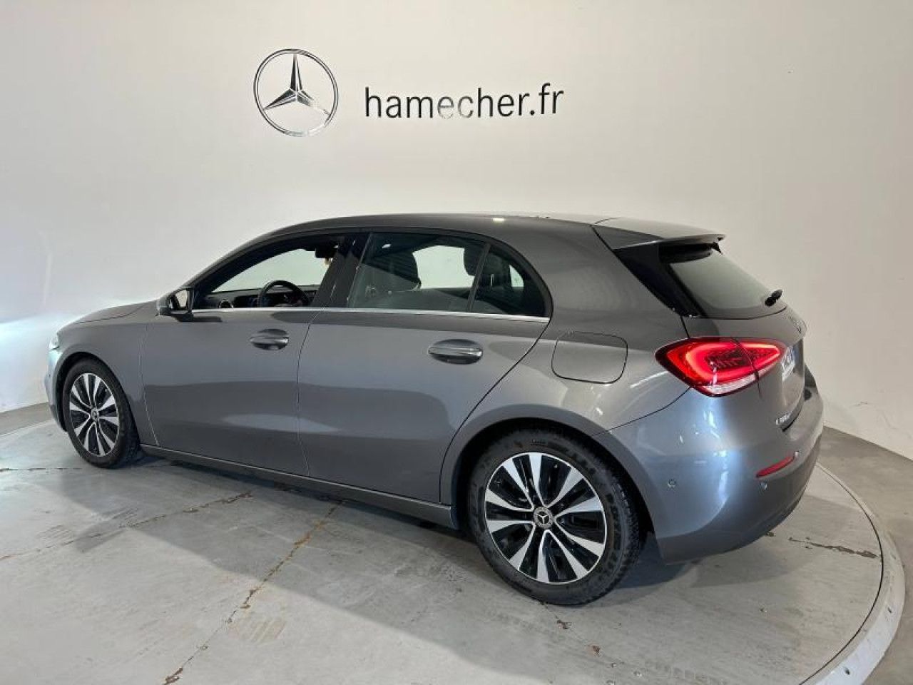 Photo du véhicule 2 / 18