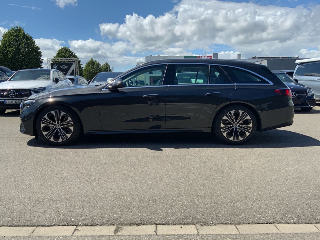 Mercedes-Benz E-Klasse – Bild 17