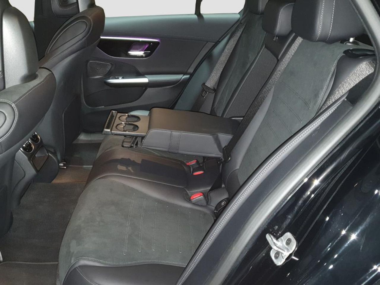 Mercedes-Benz C-Klasse – Bild 12