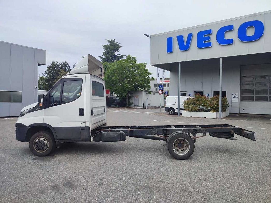 IVECO | Daily 35 C14 A TELAIO