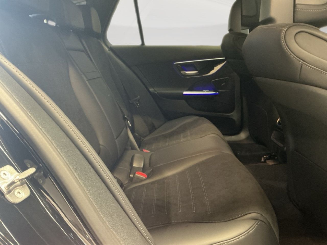 Mercedes-Benz C-Klasse – Bild 12