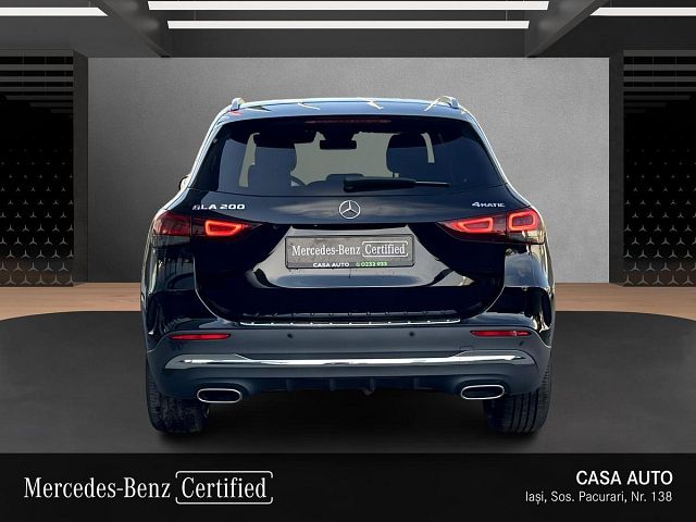 MERCEDES-BENZ GLA 2023