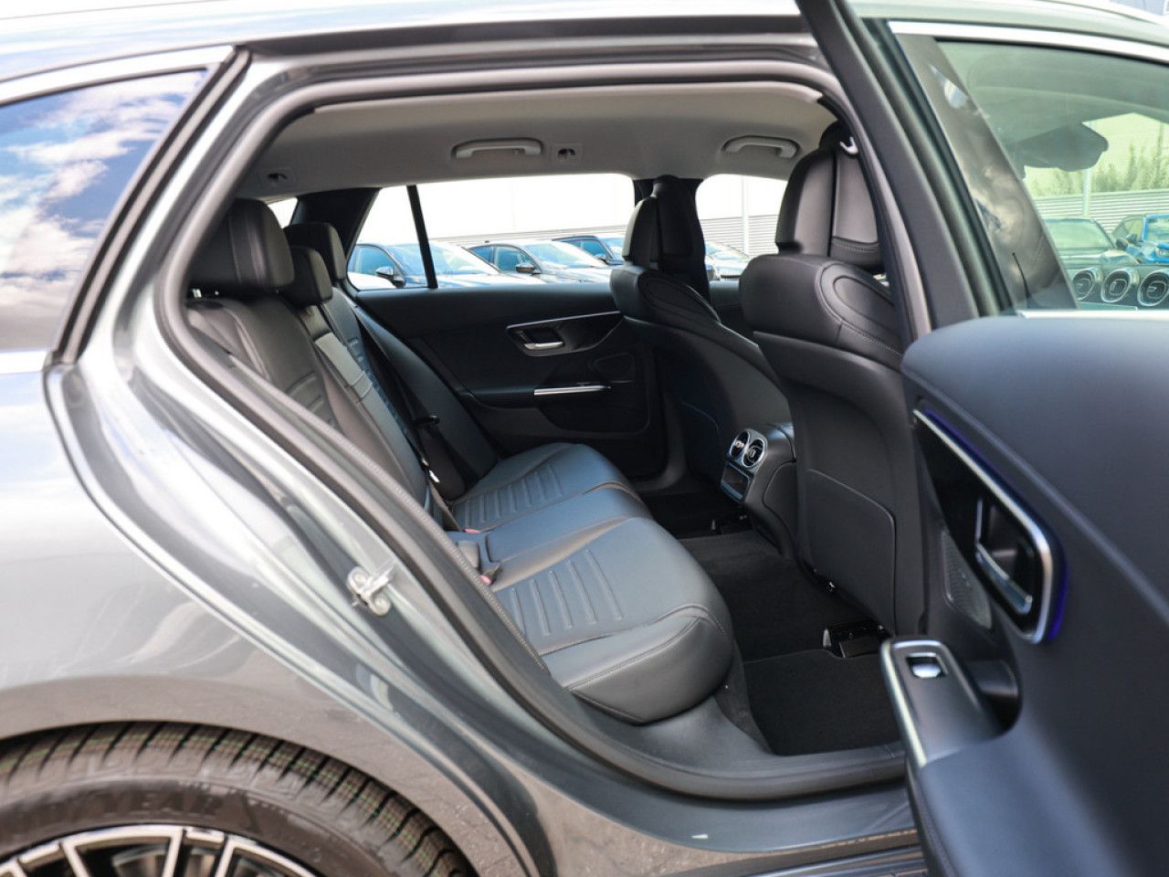 Mercedes-Benz C-Klasse – Bild 4
