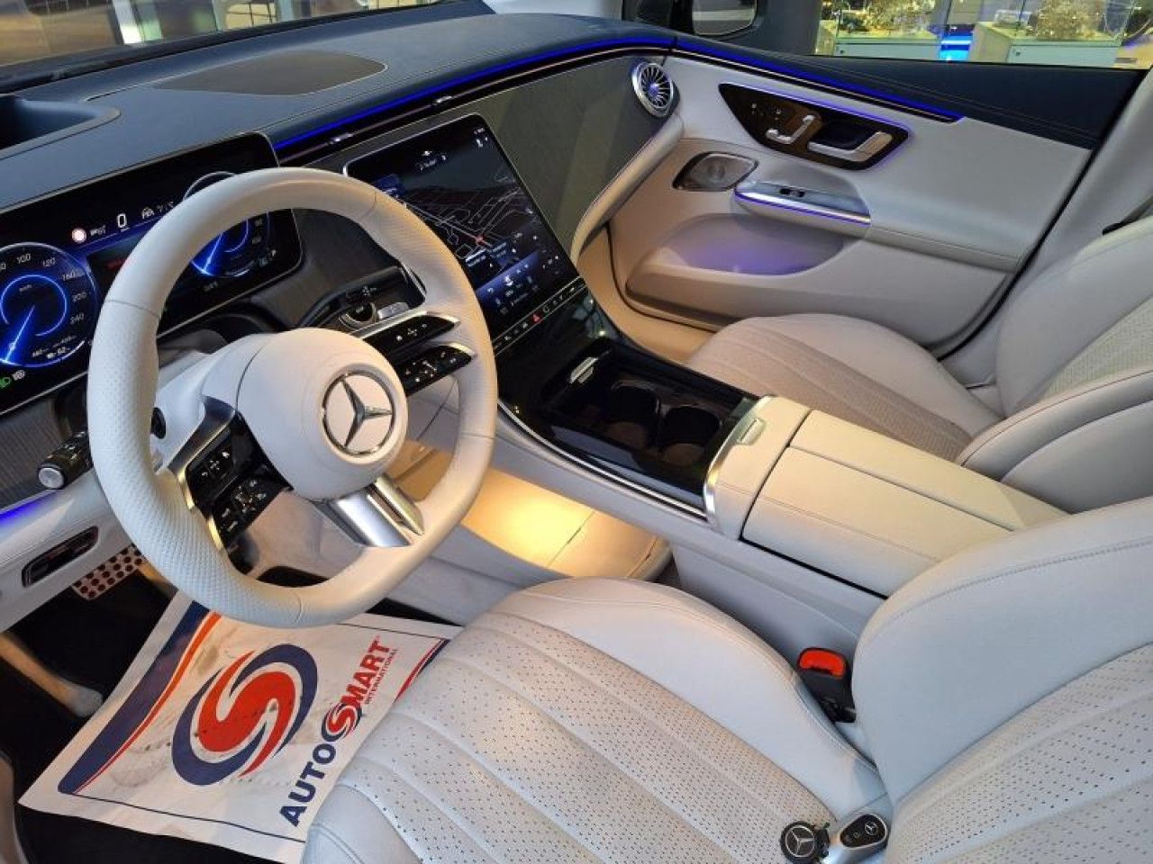 Photo du v&eacute;hicule 15 / 18