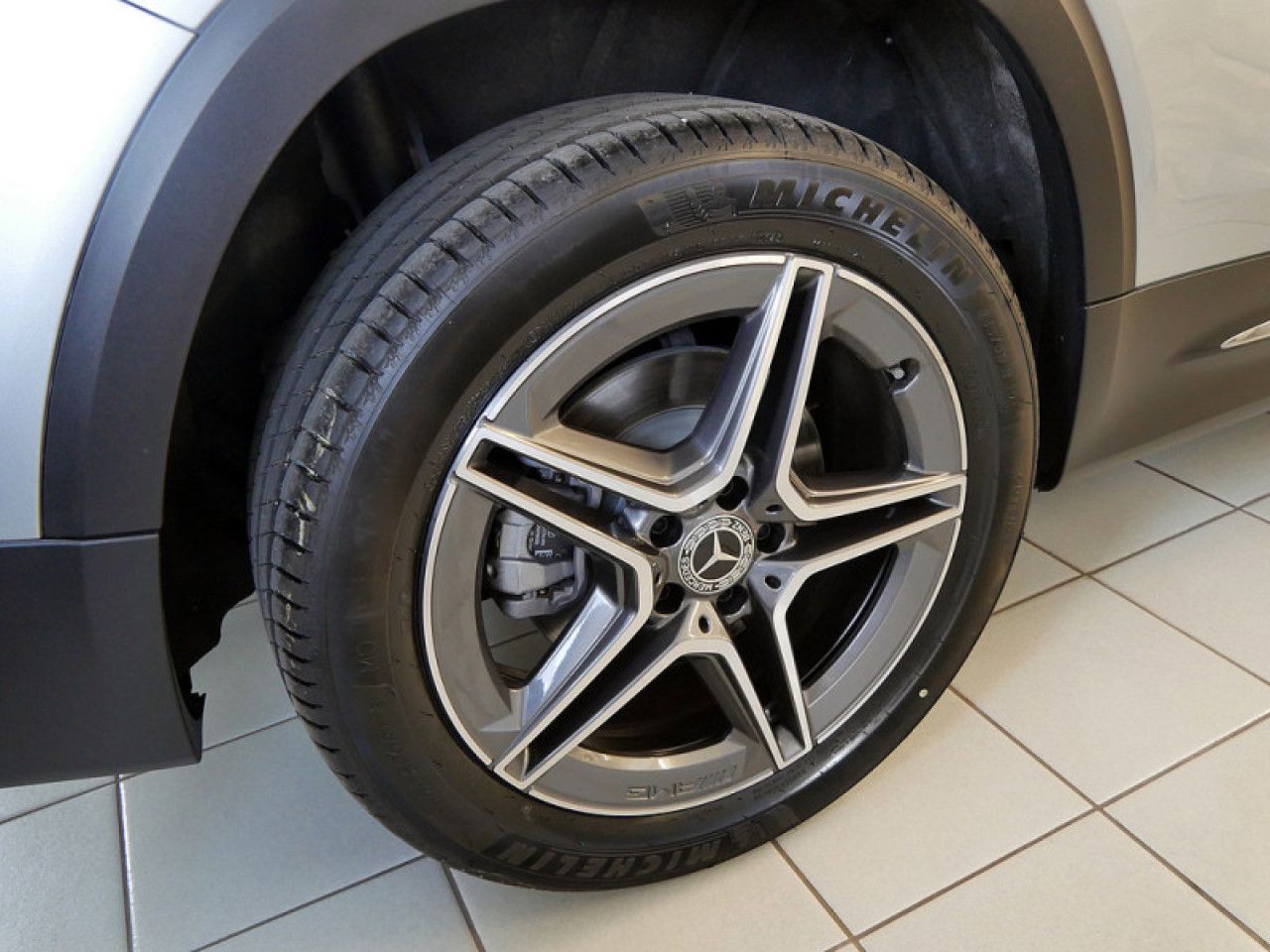 Mercedes-Benz GLB – Bild 9