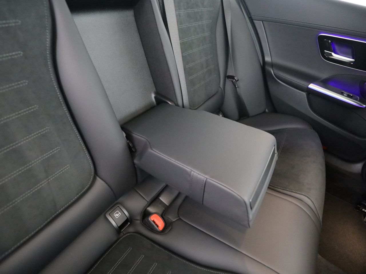 Mercedes-Benz C-Klasse – Bild 20