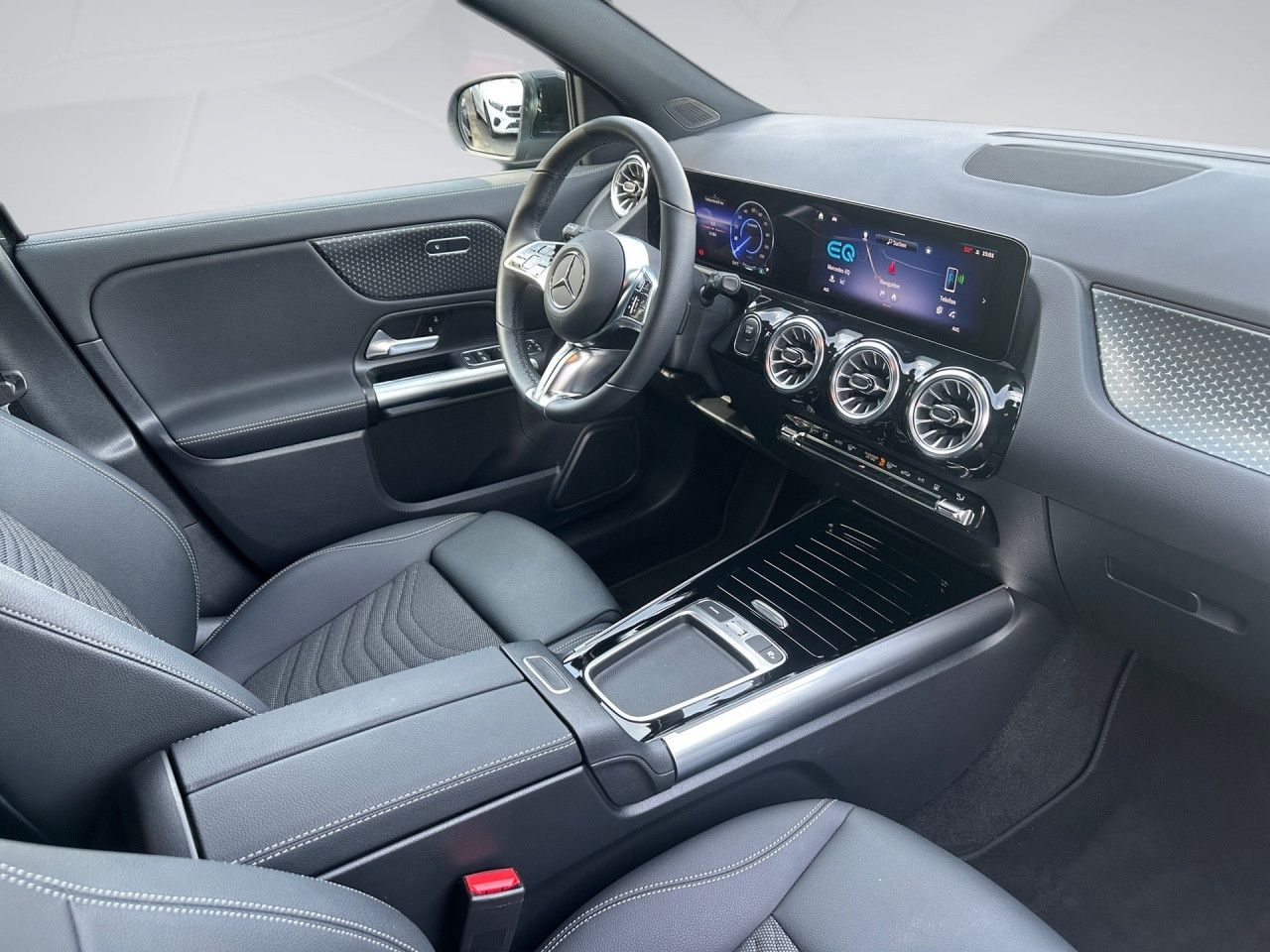 Mercedes-Benz EQA – Bild 8