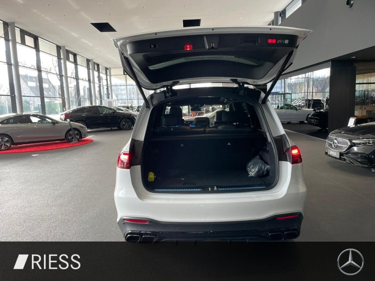 Mercedes-Benz GLS – Bild 19