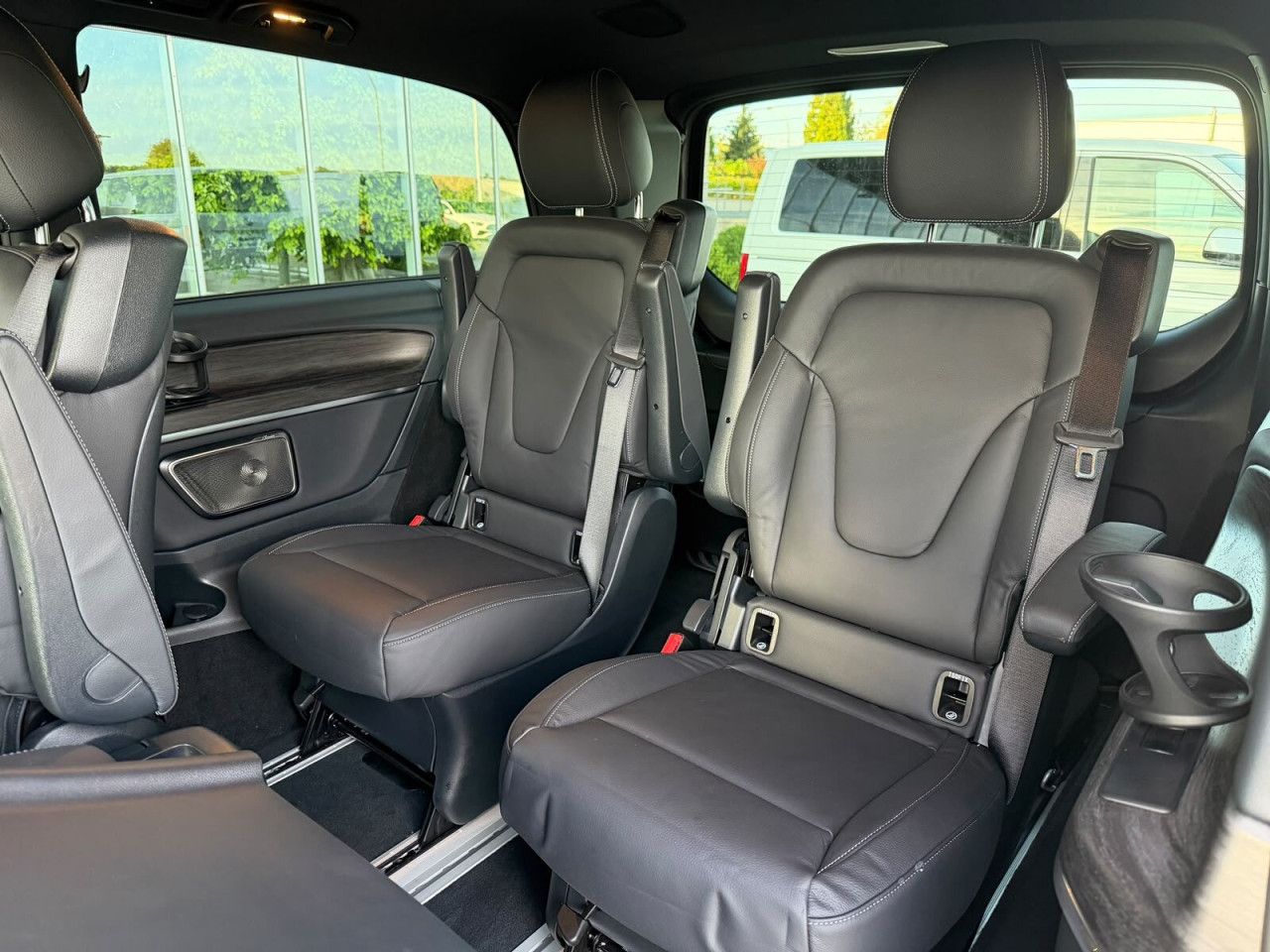 Mercedes-Benz EQV – Bild 12