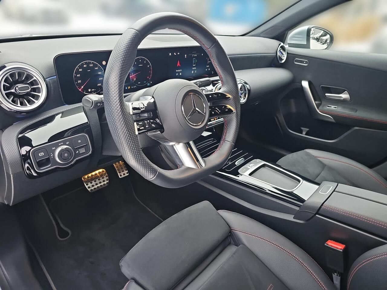 Zdjęcie pojazdu 14 / 23