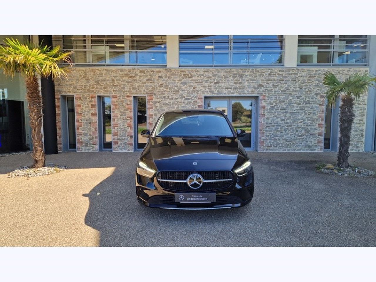 Photo du véhicule 2 / 18