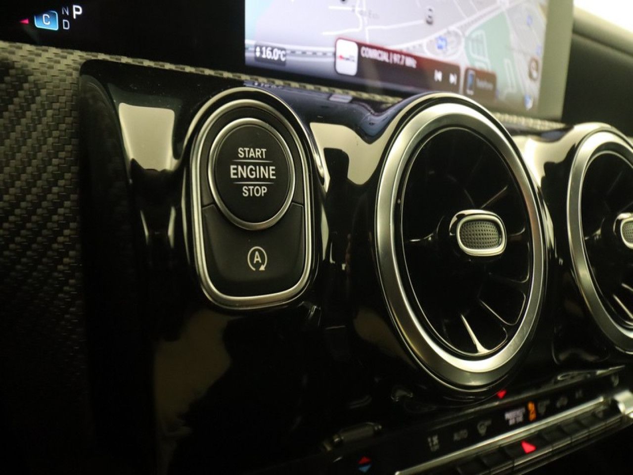 Imagem do veículo 16 / 18