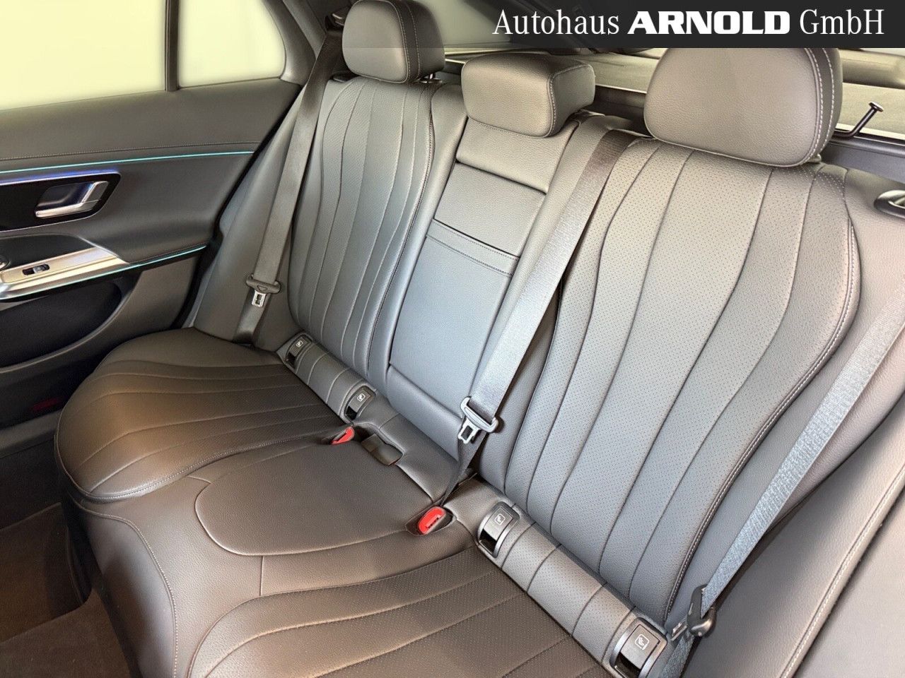 Mercedes-Benz E-Klasse – Bild 15