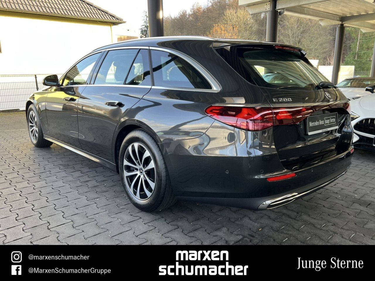 Mercedes-Benz E-Klasse – Bild 6