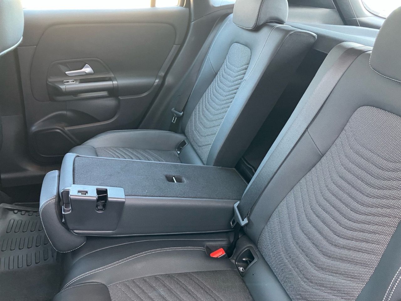 Fahrzeugbild 13 / 16