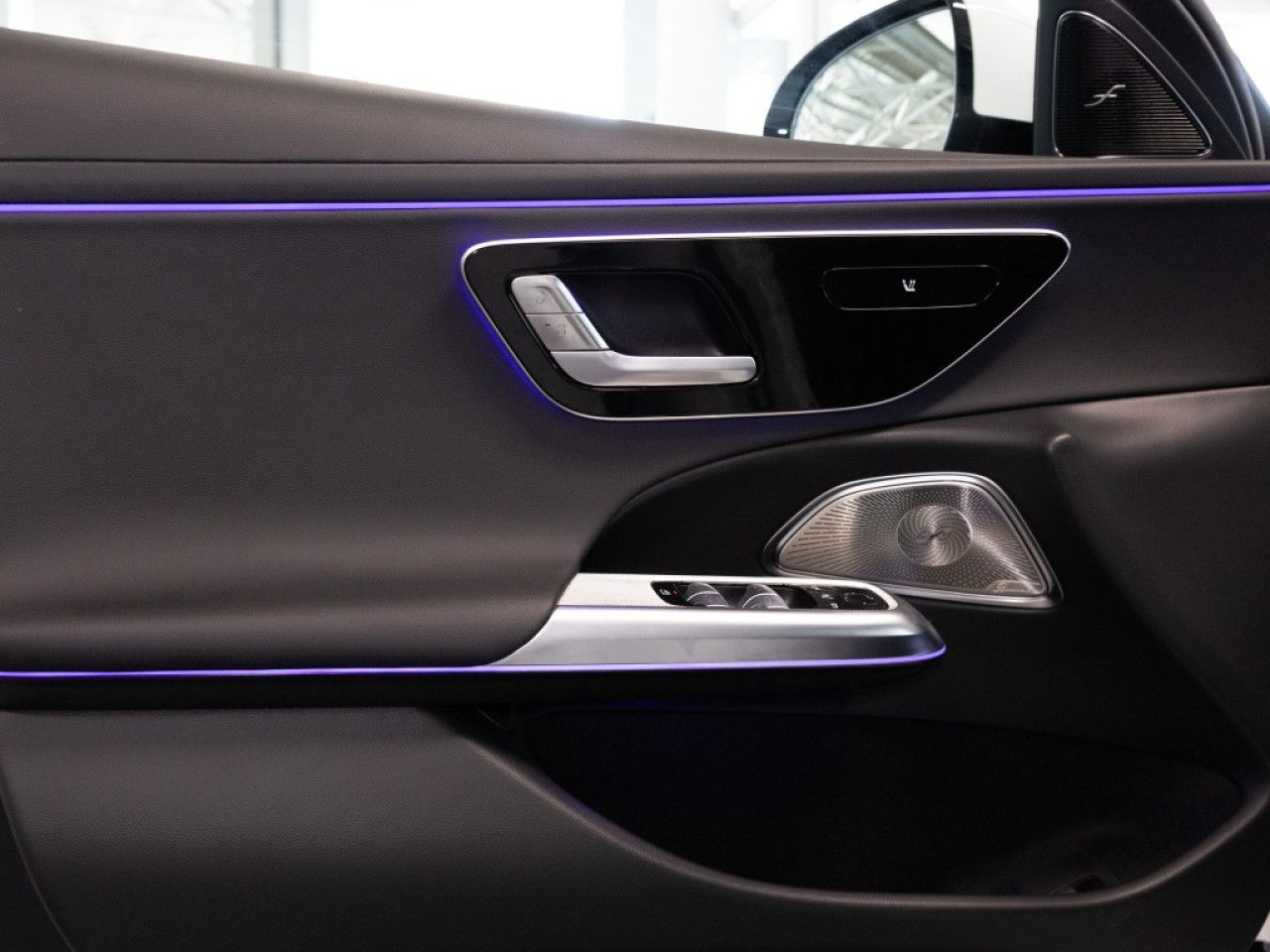 Mercedes-Benz E-Klasse – Bild 19