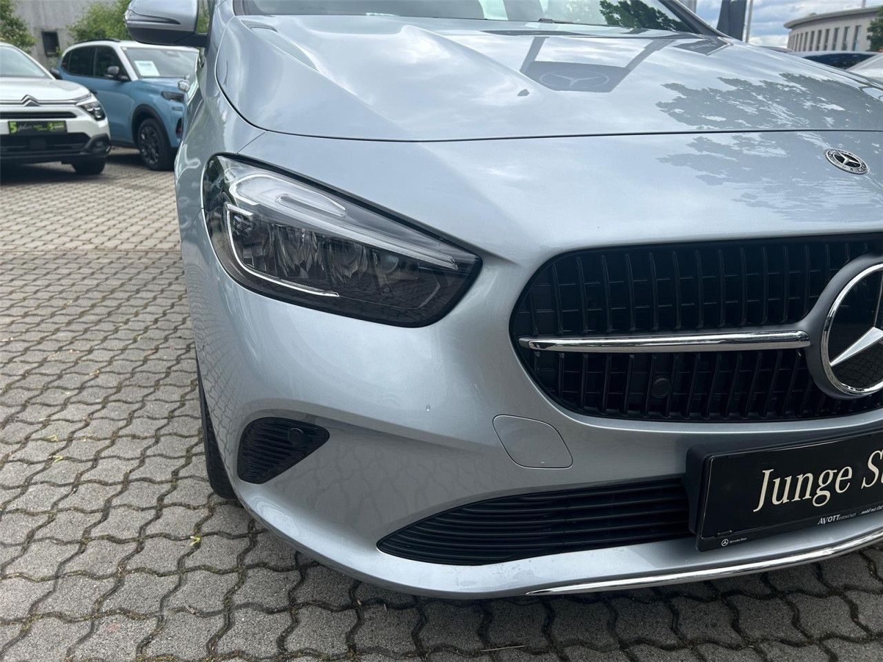 Fahrzeugbild 8 / 19