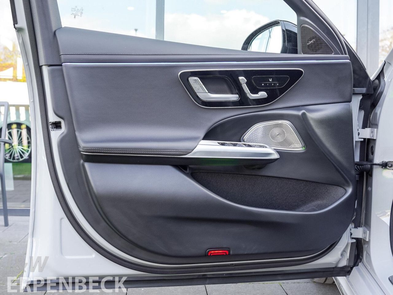 Mercedes-Benz E-Klasse – Bild 12