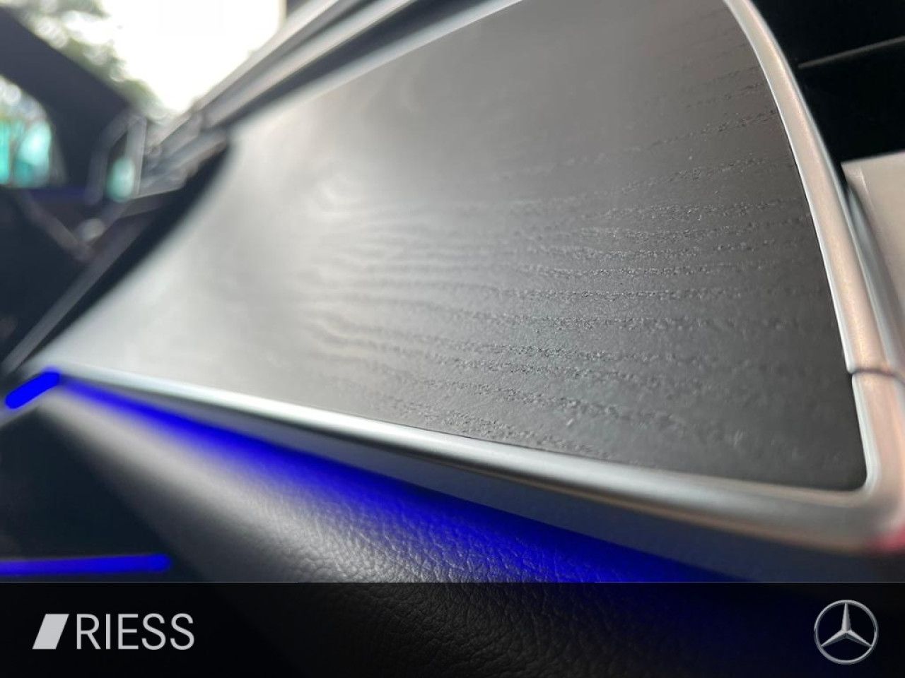 Mercedes-Benz E-Klasse – Bild 11
