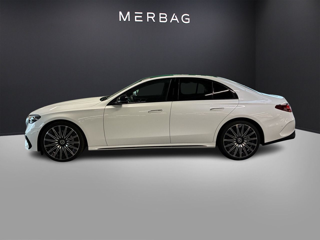 Mercedes-Benz E-Klasse – Bild 8