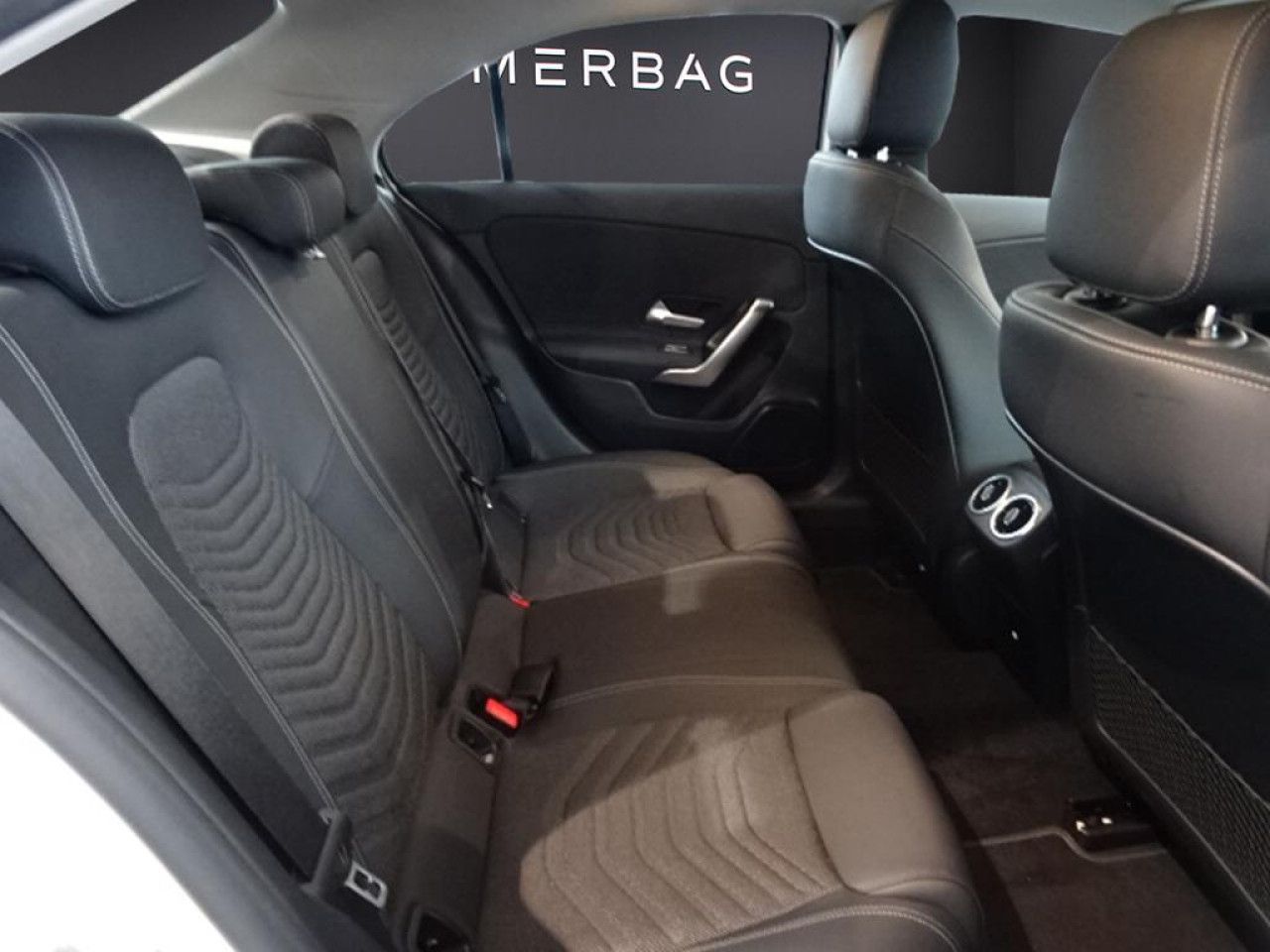 Fahrzeugbild 10 / 15