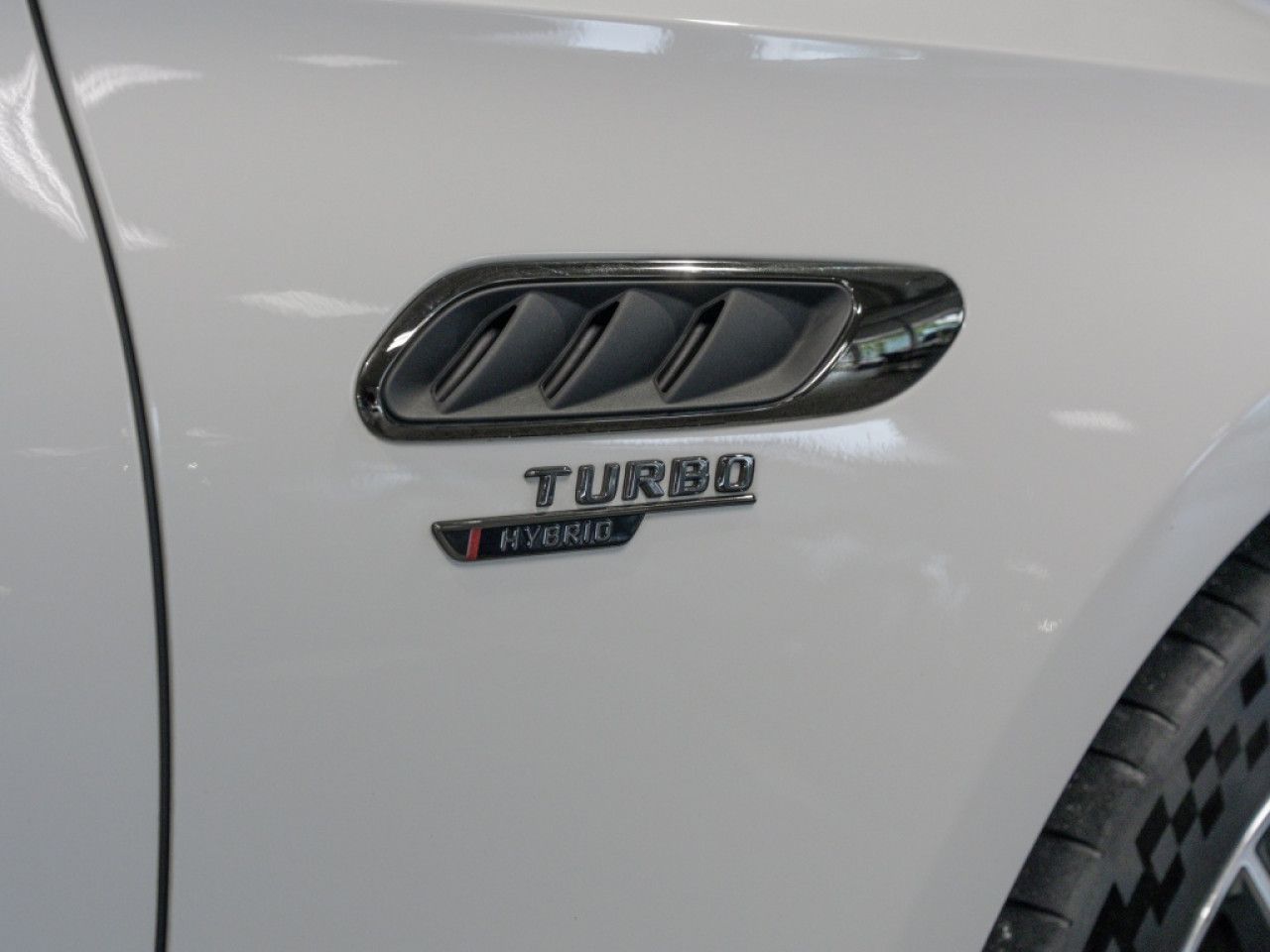 Mercedes-Benz E-Klasse – Bild 21