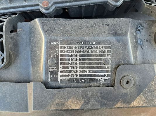 Vehicle image 4 / 18