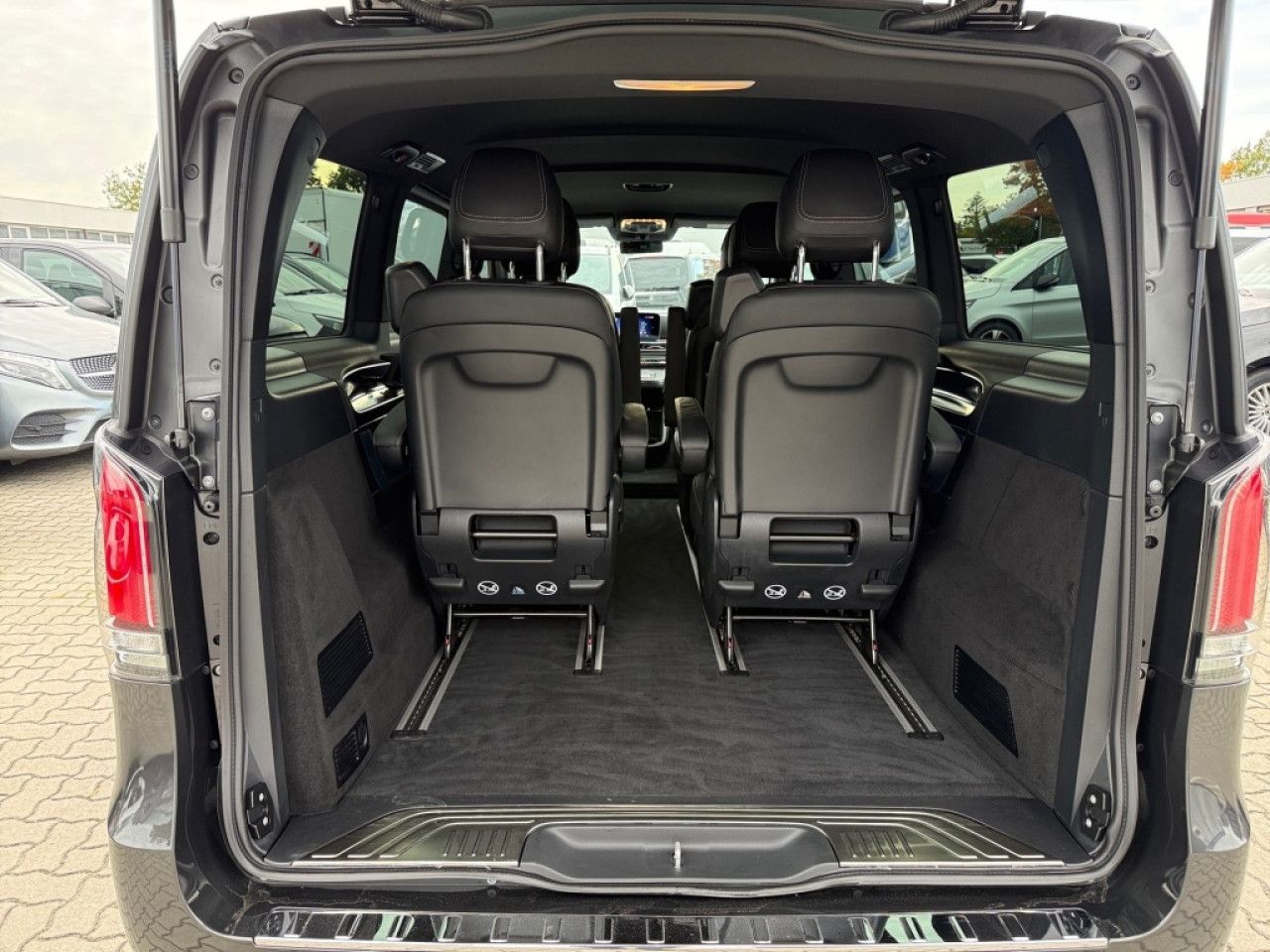 Mercedes-Benz EQV – Bild 9