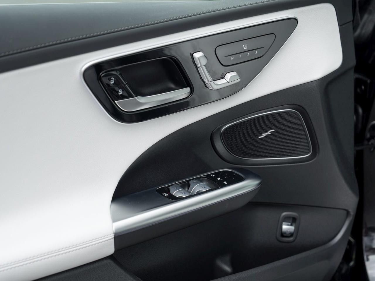Mercedes-Benz C-Klasse – Bild 17