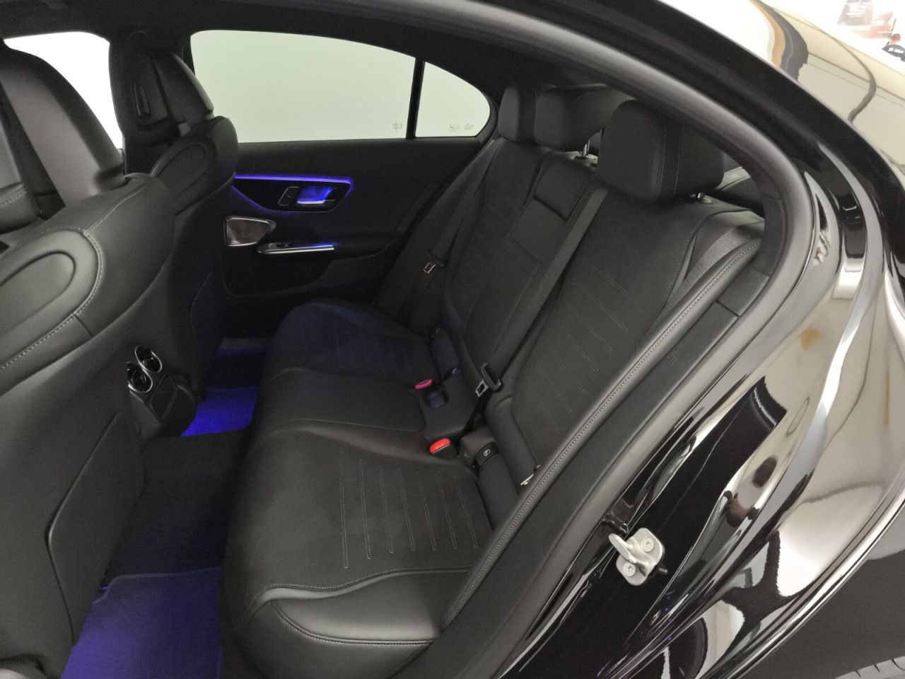 Mercedes-Benz C-Klasse – Bild 12
