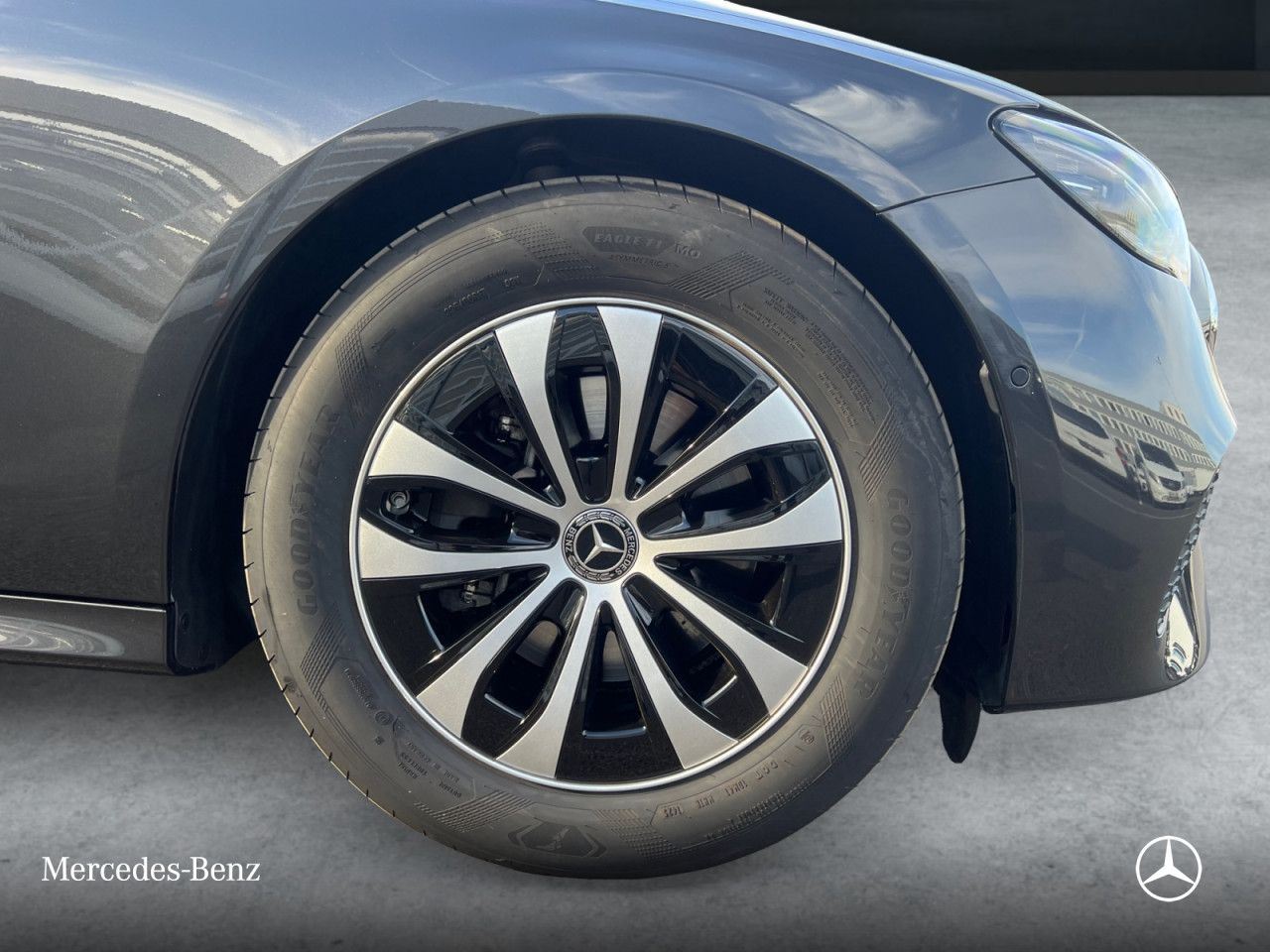 Mercedes-Benz E-Klasse – Bild 2