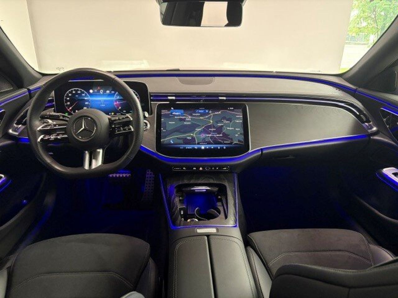 Mercedes-Benz E-Klasse – Bild 12