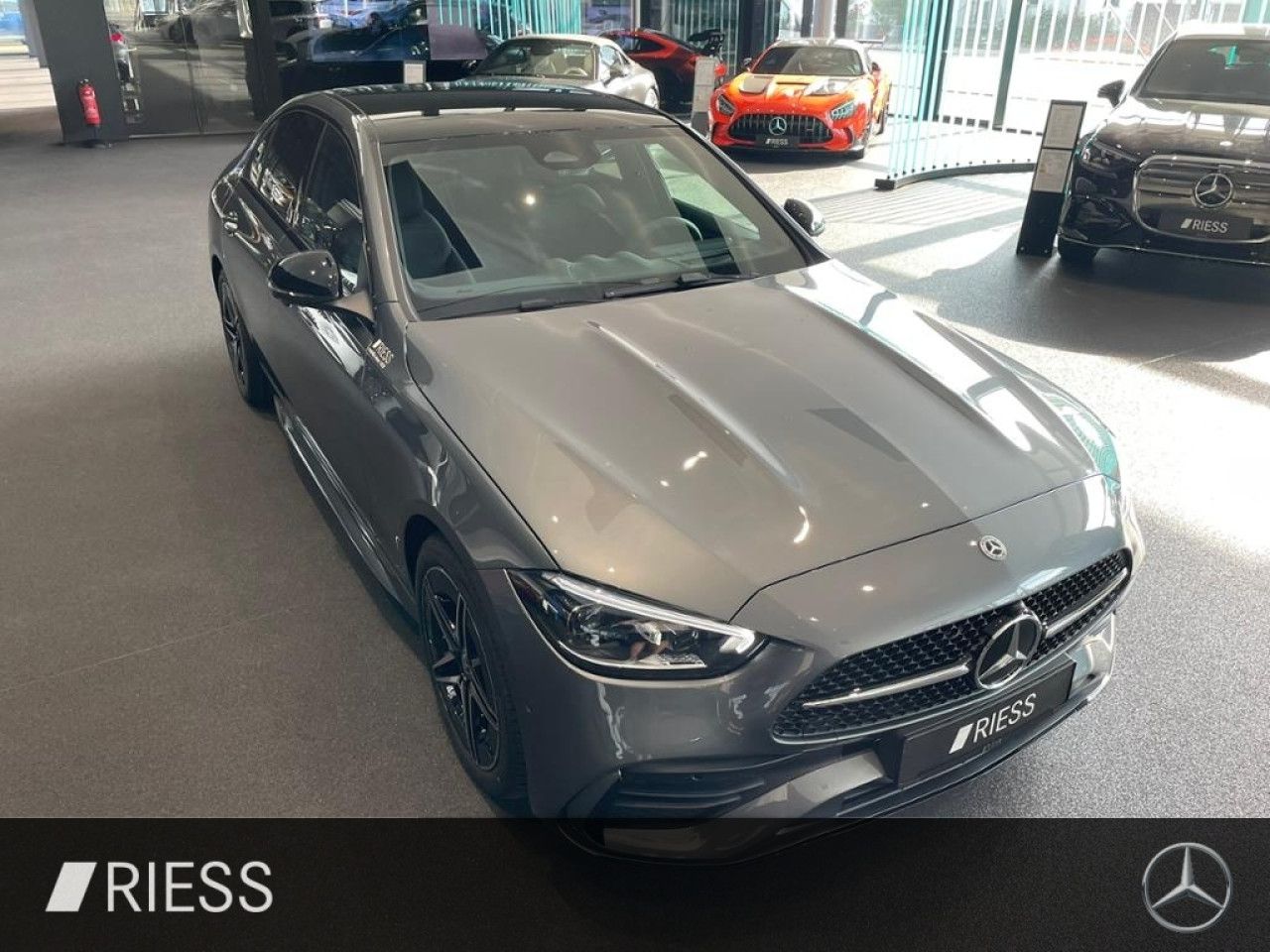 Mercedes-Benz C-Klasse – Bild 8