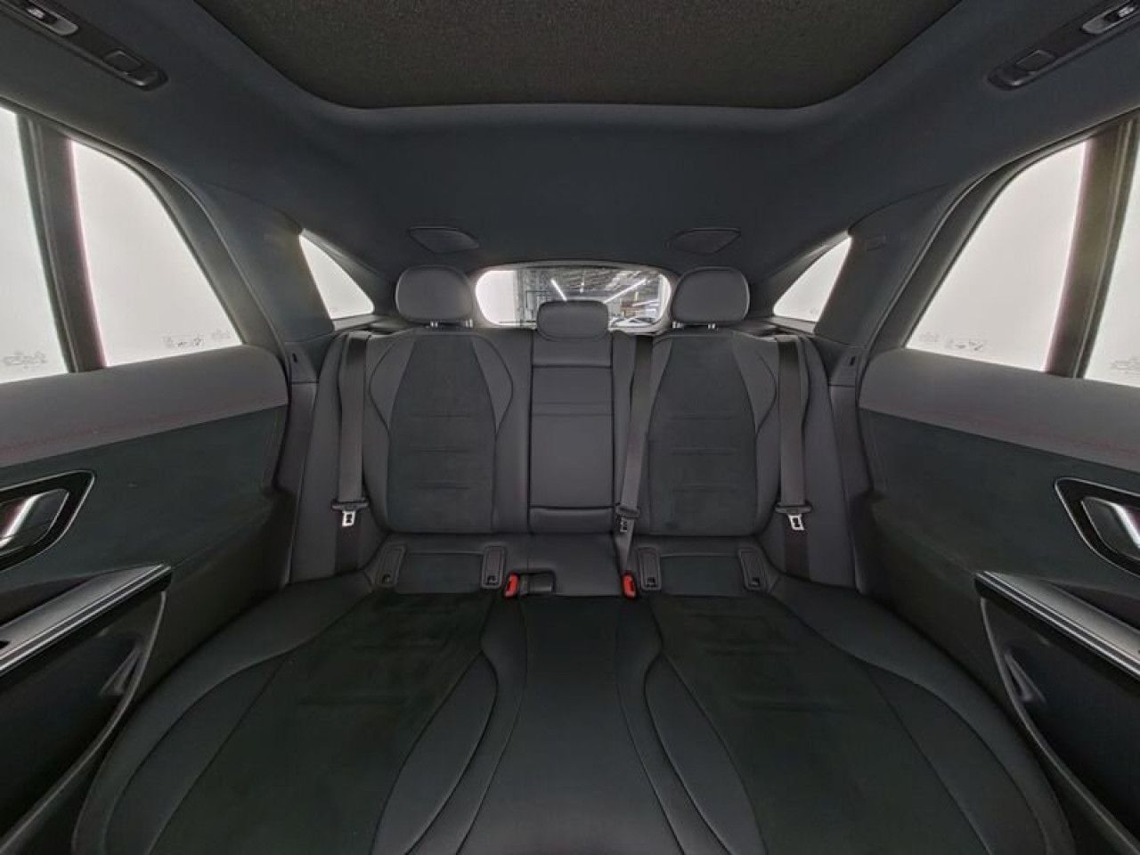 Mercedes-Benz EQE – Bild 7