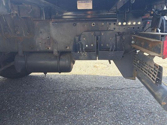 Vehicle image 15 / 22
