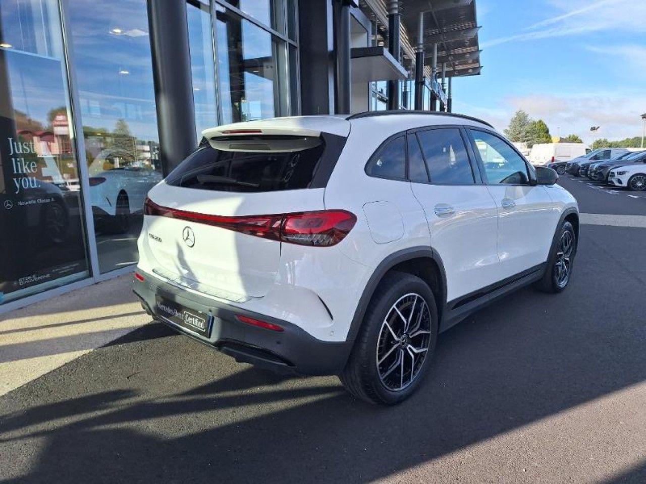 Photo du v&eacute;hicule 9 / 18