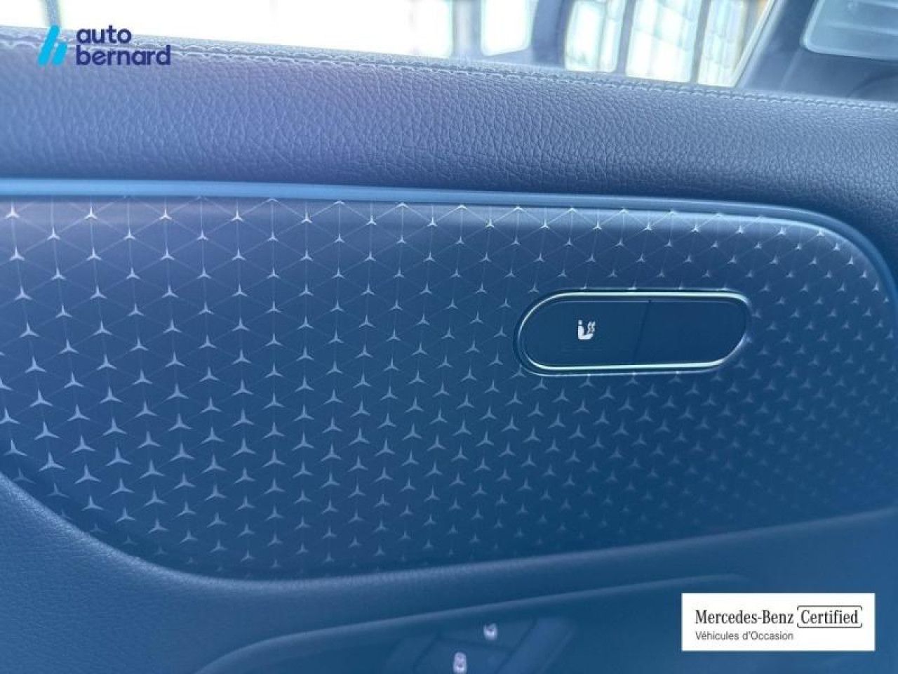 Photo du v&eacute;hicule 18 / 18