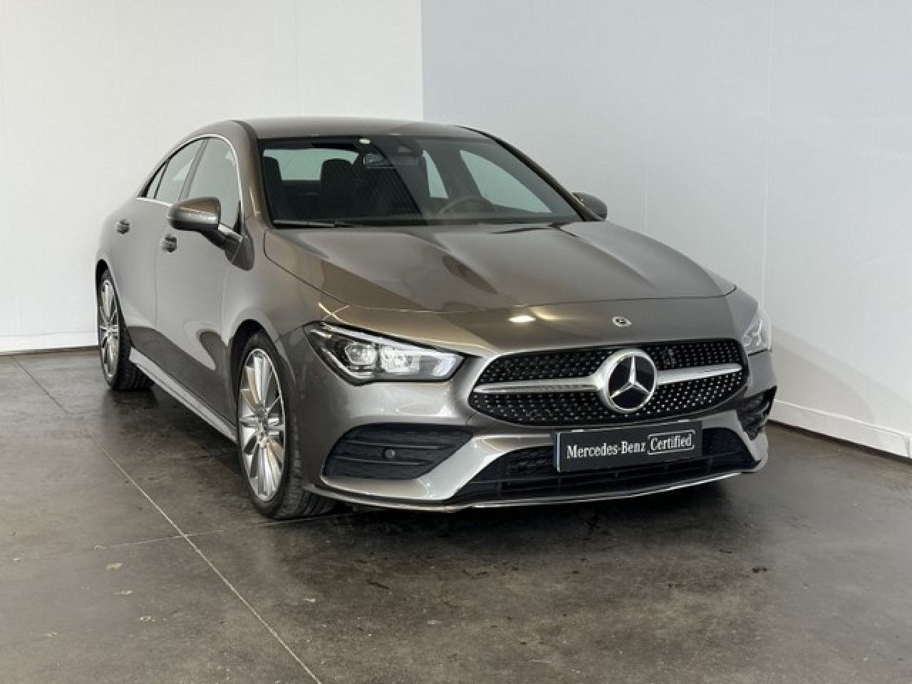 Imagem do ve&iacute;culo 1 / 19