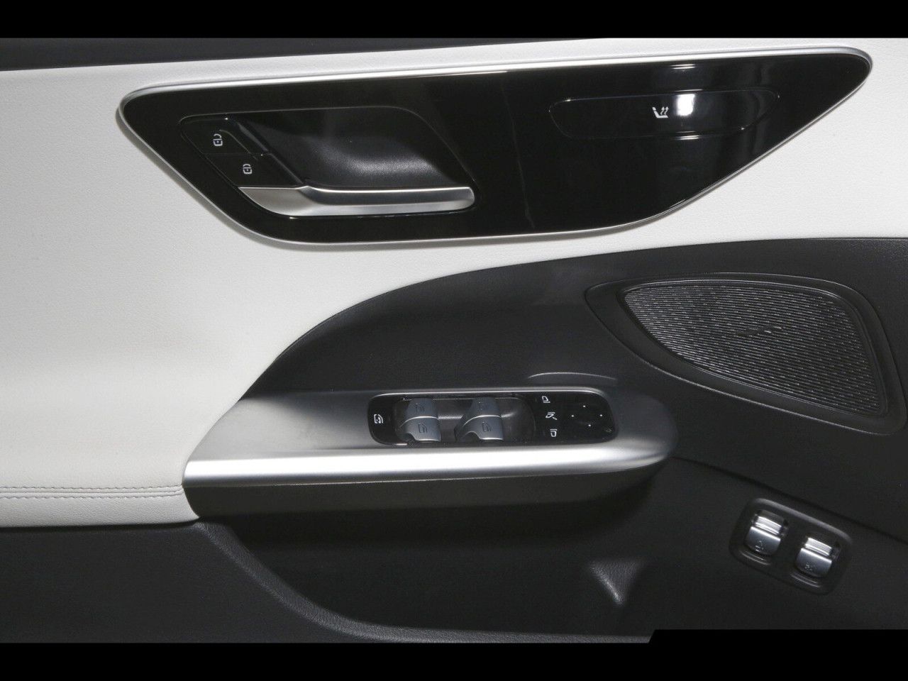 Mercedes-Benz C-Klasse – Bild 14