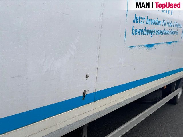 MAN TGL 8.220 4X2 BL Caja 22