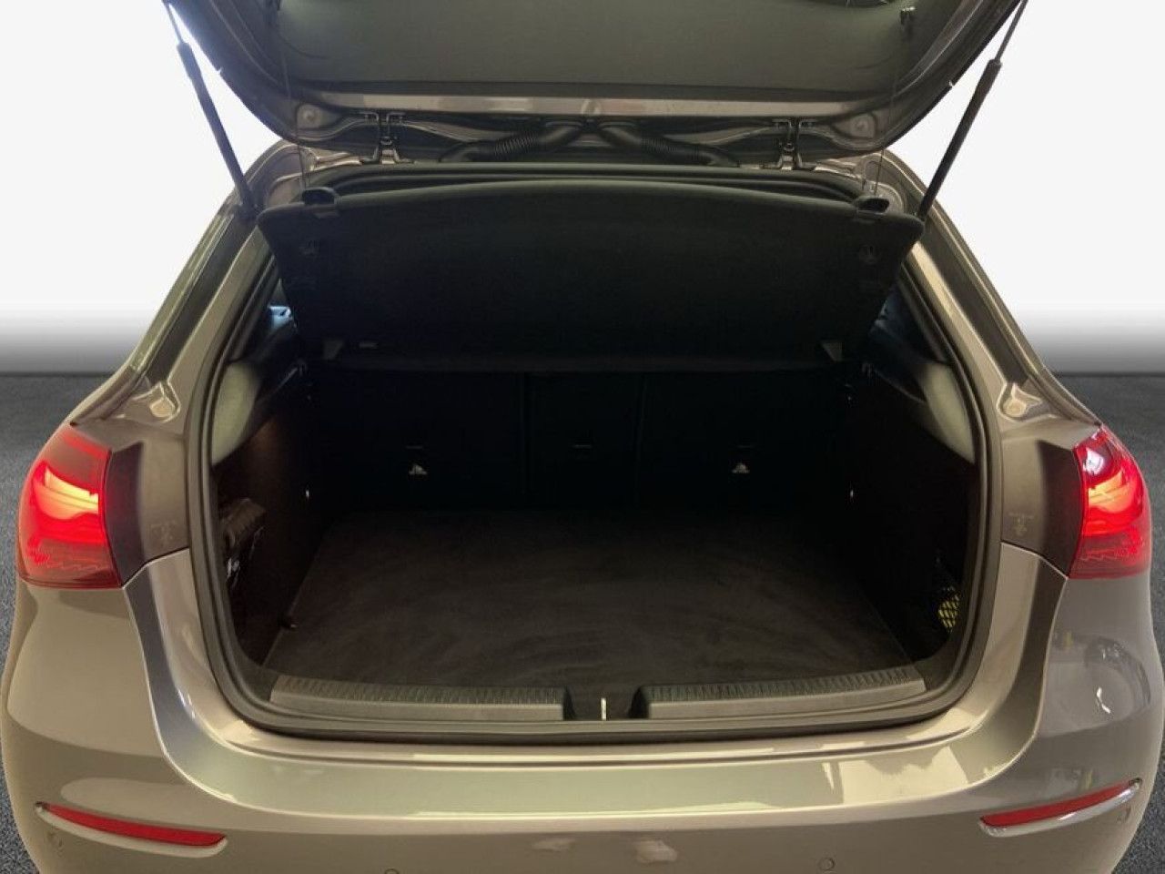 Mercedes-Benz A-Klasse – Bild 8