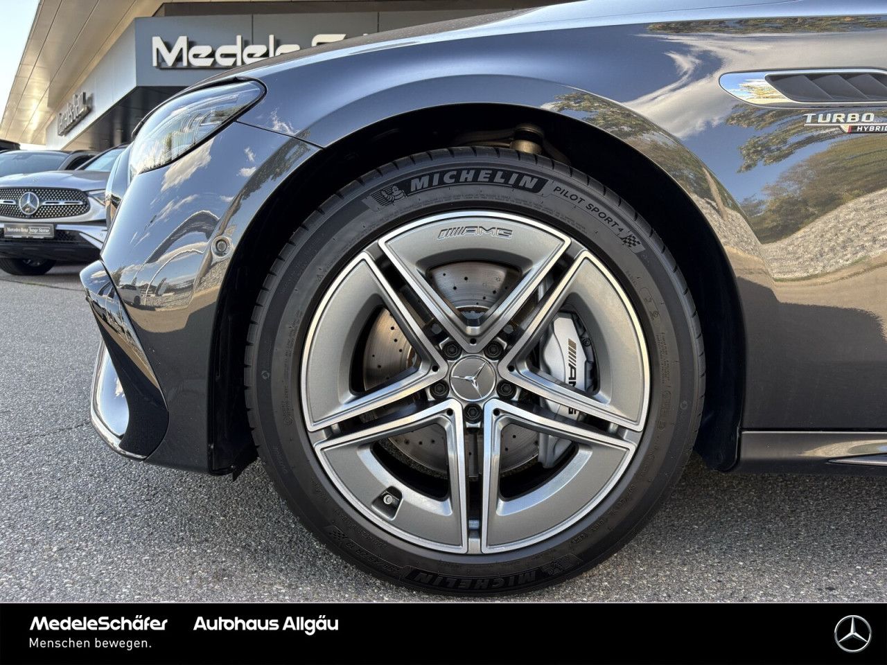 Mercedes-Benz E-Klasse – Bild 12