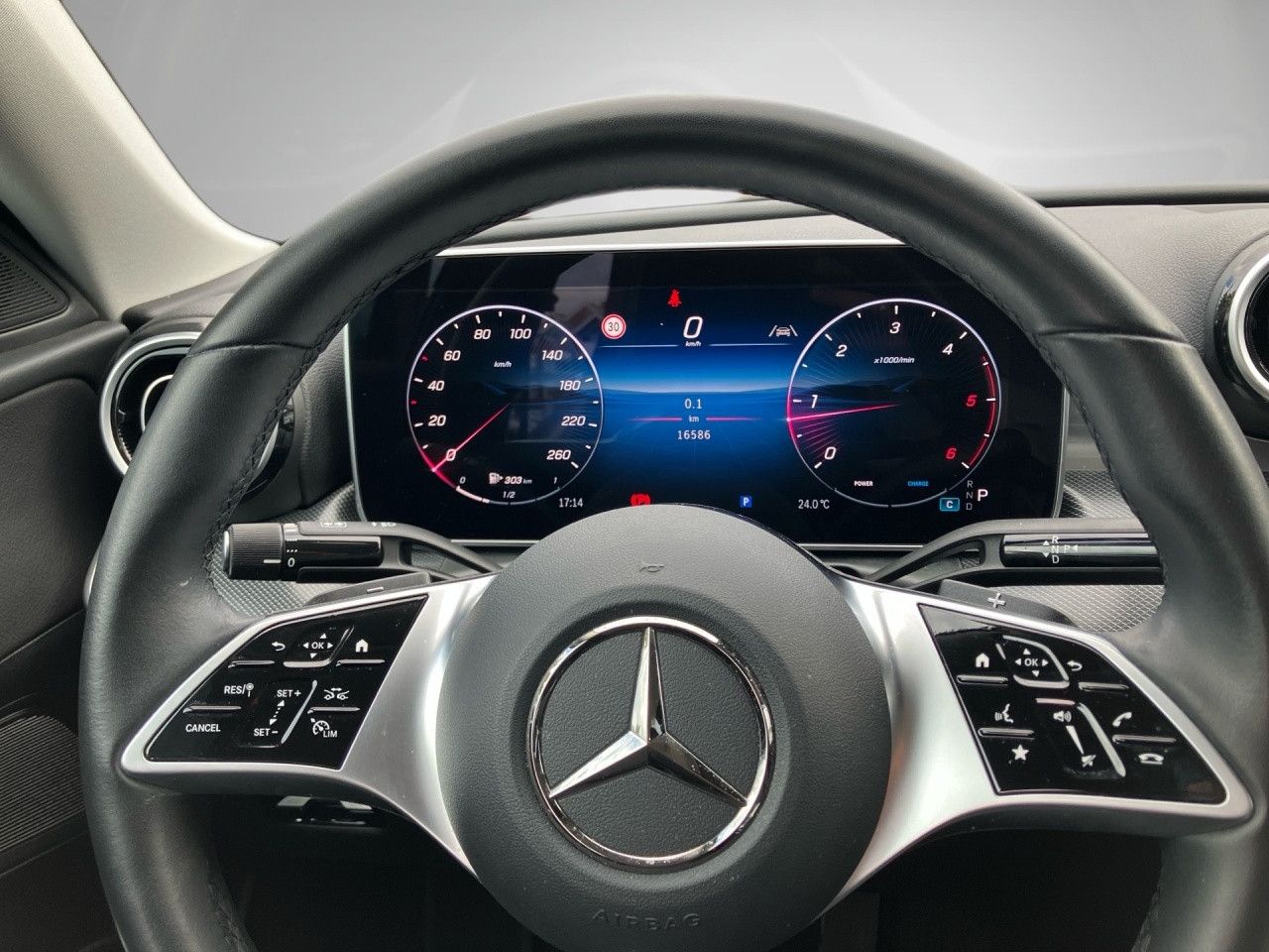 Mercedes-Benz C-Klasse – Bild 18
