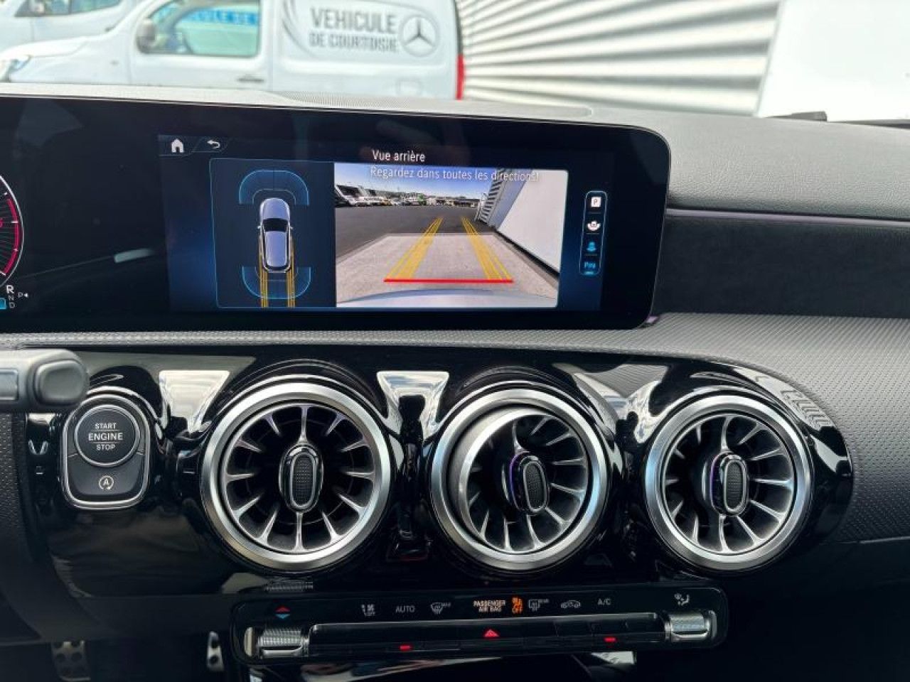 Photo du v&eacute;hicule 14 / 18