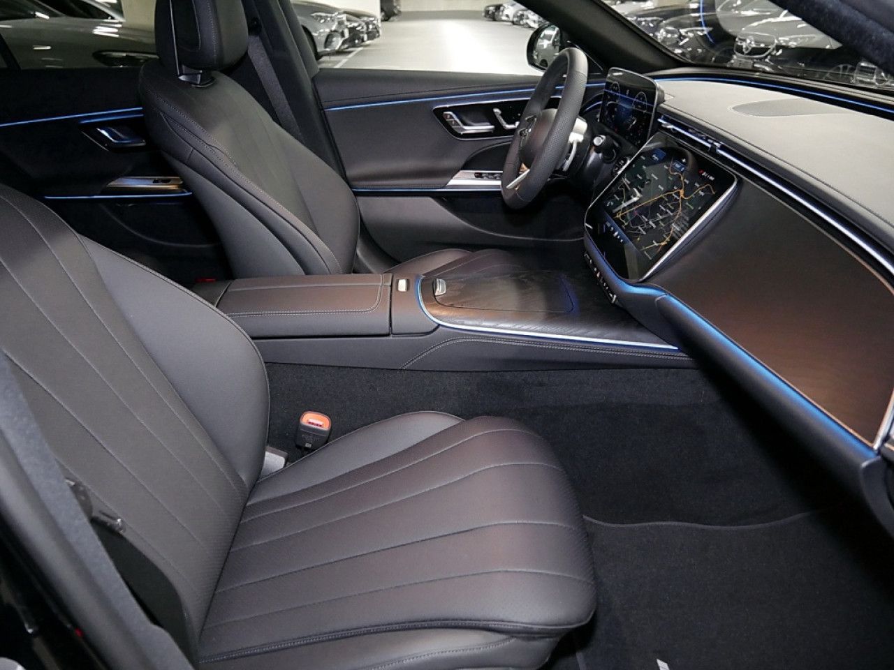 Mercedes-Benz E-Klasse – Bild 6