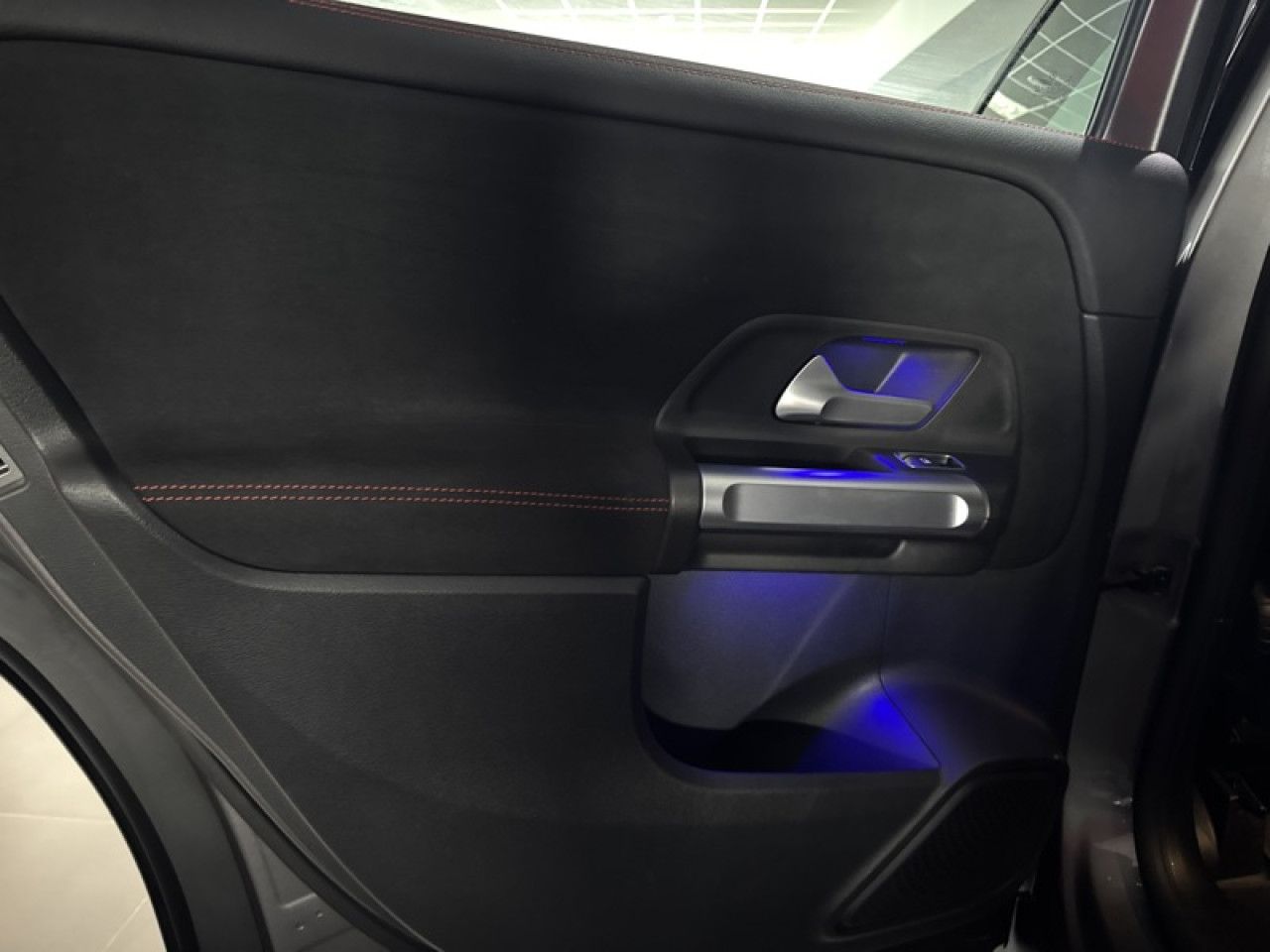 Photo du véhicule 16 / 18