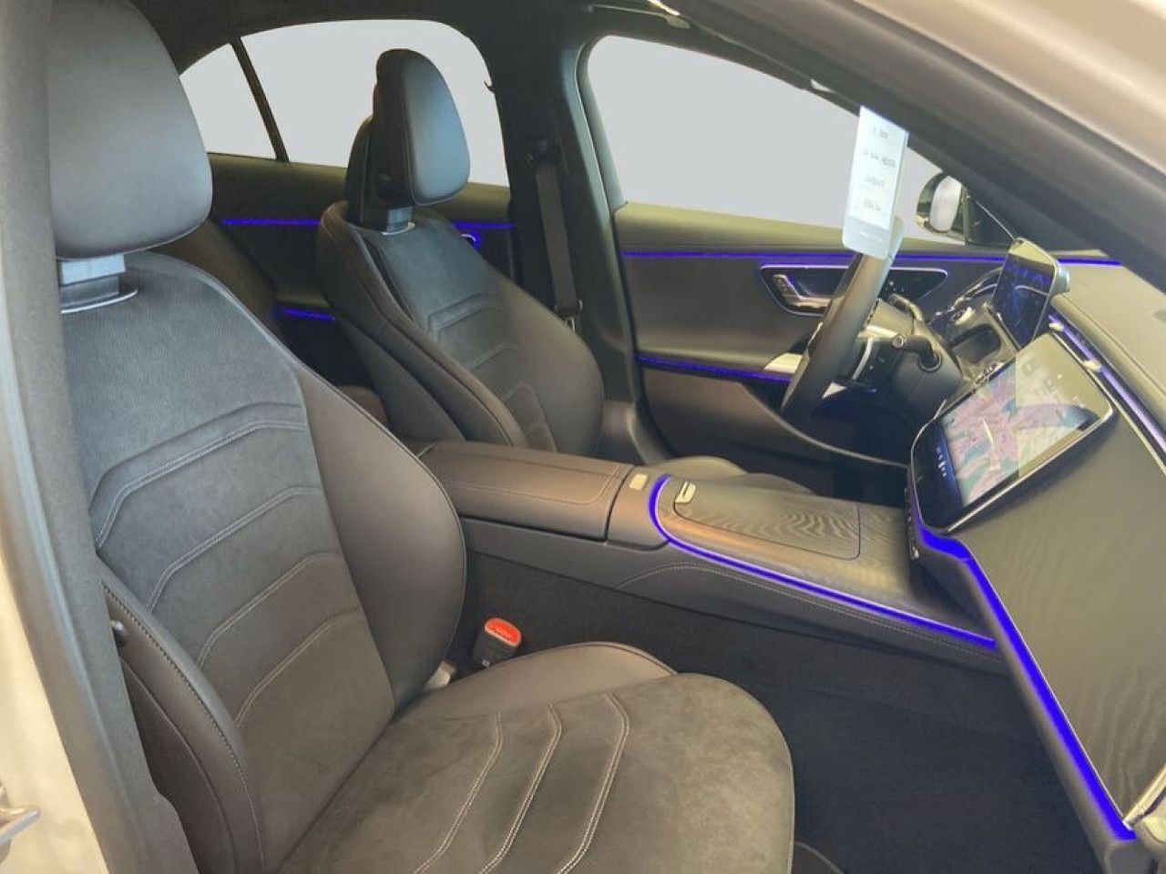 Mercedes-Benz E-Klasse – Bild 12