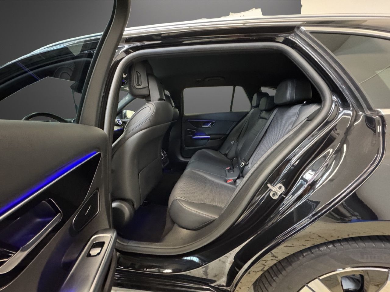 Mercedes-Benz C-Klasse – Bild 8