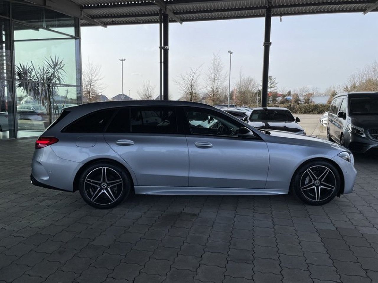 Fahrzeugbild 12 / 12